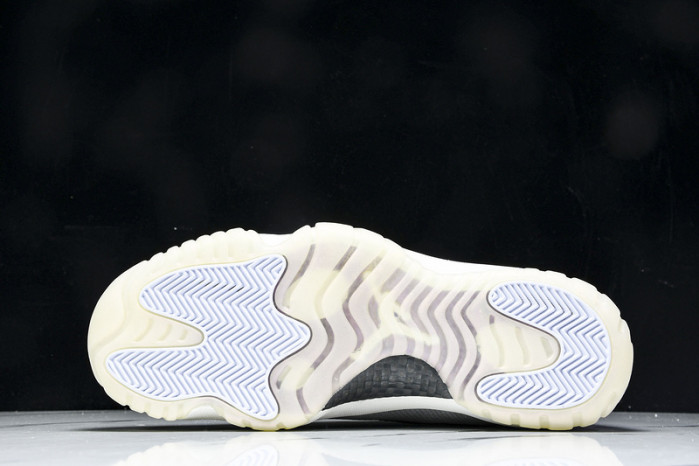 Air Jordan 11 Low CNY “Year of the Snake” HQ7000-001