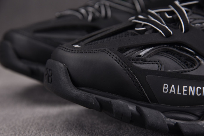 BL TRACK -COPSHOE BL -Track 11