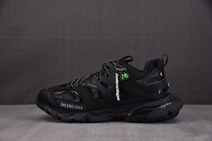 BL TRACK -COPSHOE BL -Track 11