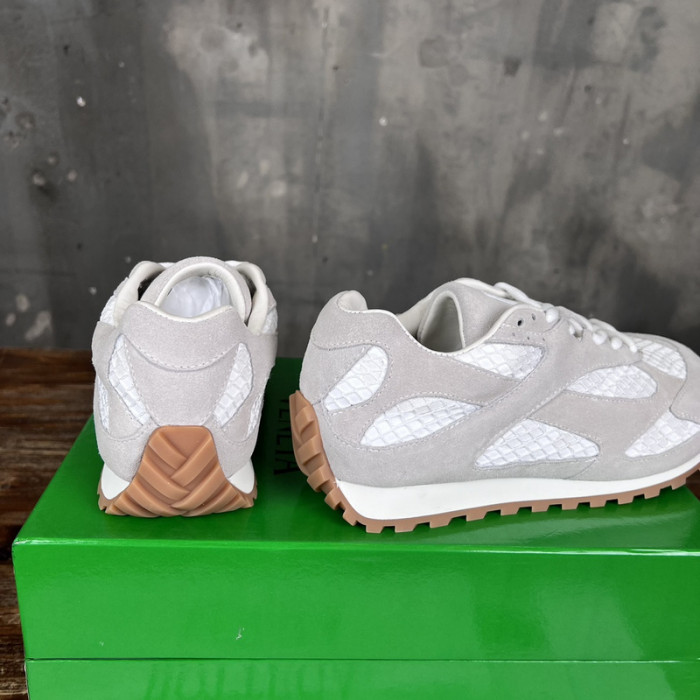 bo*te*ga Ve*ne*ta sneaker copshpe bv-61