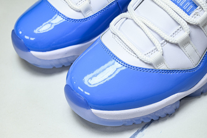 Air Jordan 11 Low "University Blue" FV5104-100