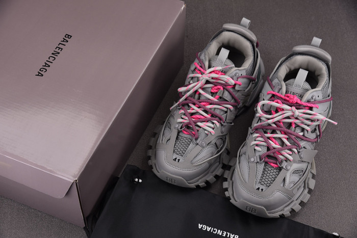 BL TRACK -COPSHOE BL -Track 03
