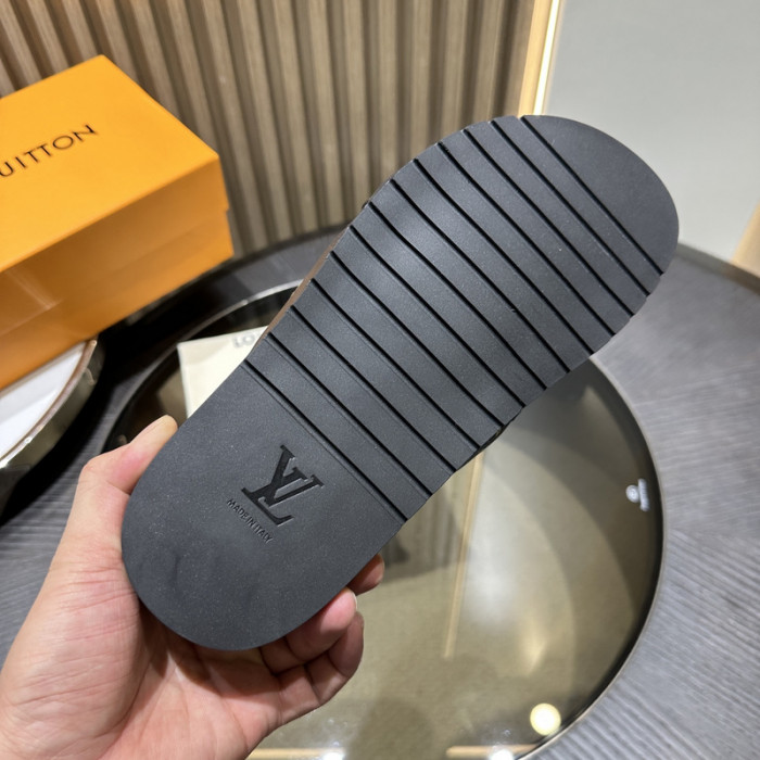 LVT SLIDE COPSHOE LVS-102