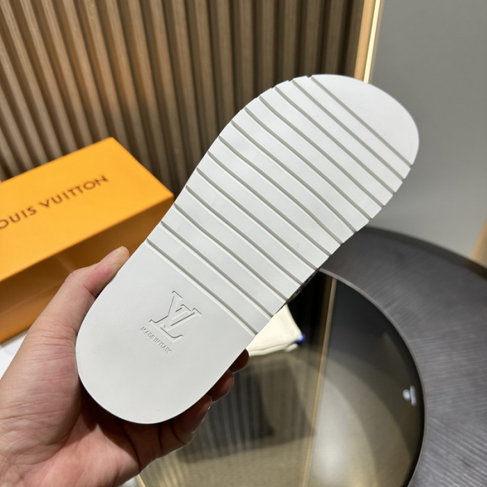LVT SLIDE COPSHOE LVS-103