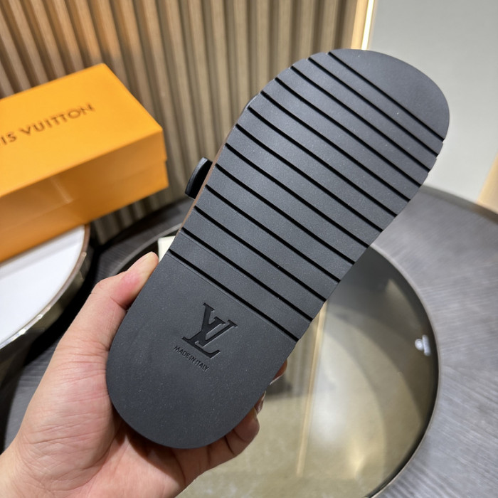 LVT SLIDE COPSHOE LVS-114