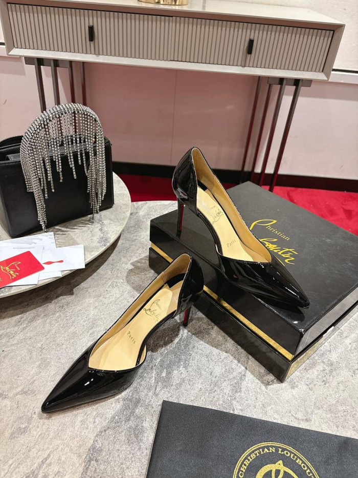Chr1st1an LOUBOUTIN COPSHOE CL-HEEL 24