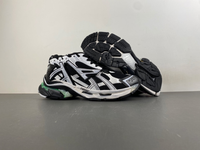 BL RUNNER LED -COPSHOE BL -run18