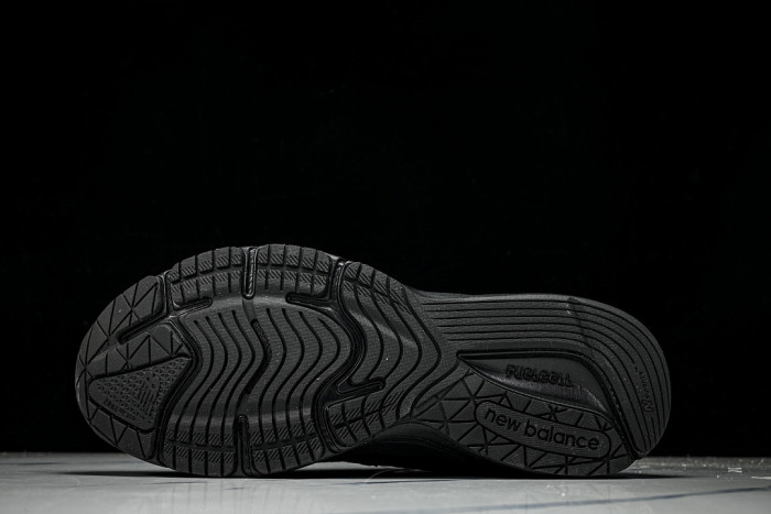 N*EW B*ALANCE COPSHOE NB-190