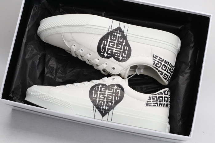 given*chy sneakers copshoe gv-14