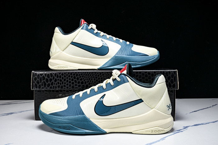 Caitlin Clark Nike Kobe 5 Protro “Coconut Milk” IZ1852-100