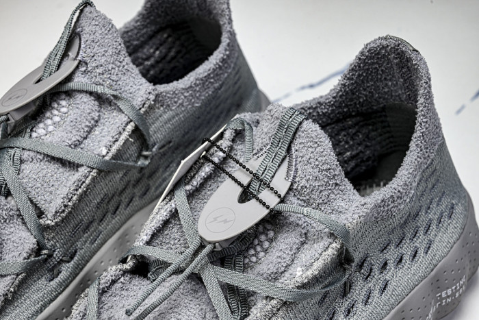 Fragment Nike Mind 002 "Particle Grey" IQ8504-001