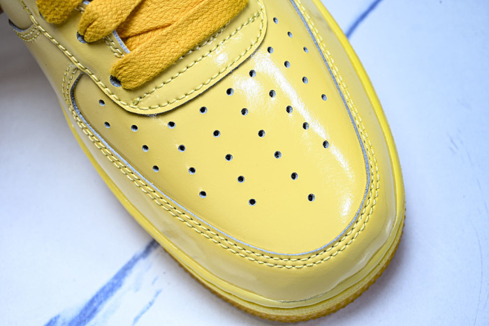 Nike Air Force 1 Low Patent Leather Topaz Gold Pine Green IO4489-700