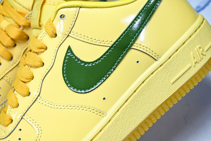 Nike Air Force 1 Low Patent Leather Topaz Gold Pine Green IO4489-700
