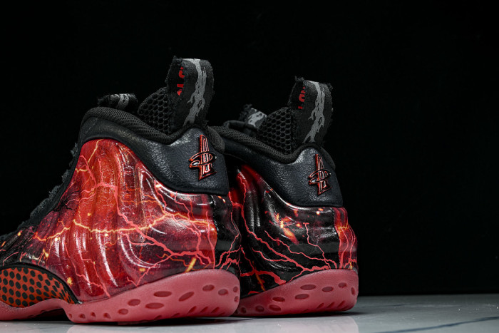 Nike Air Foamposite One x Stranger Things IR7336-001