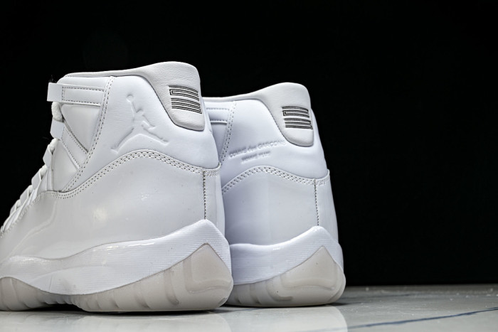 Comme des GarçOns x Air Jordan 11 Retro 