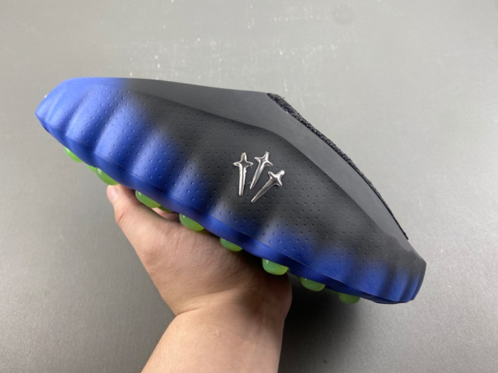 Mind 001 x CH IR2175-401