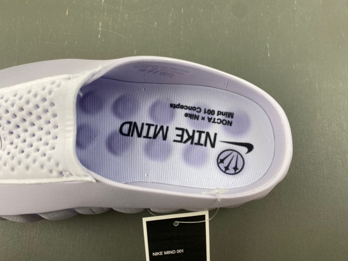 Mind 001 x CH HQ4309-501
