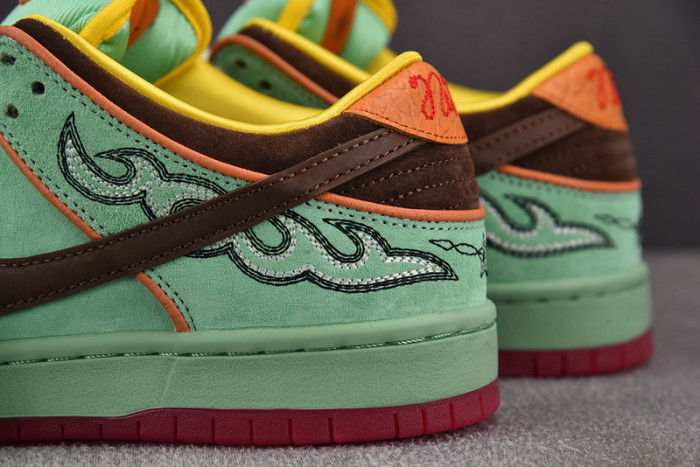 Nike SB Dunk Low Rodeo Tourmaline HF3058-300