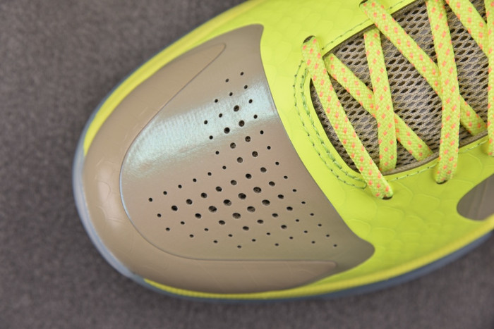 Kobe 5 Protro IQ9316-201