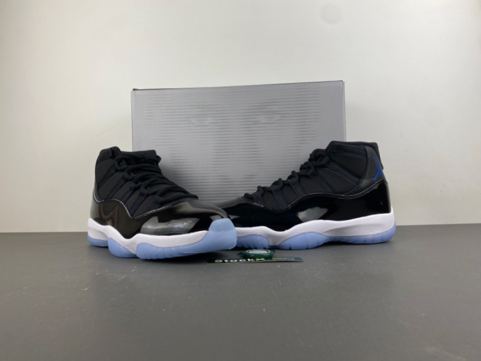 Jordan 11 Retro Space Jam (2026) - CT8012-900