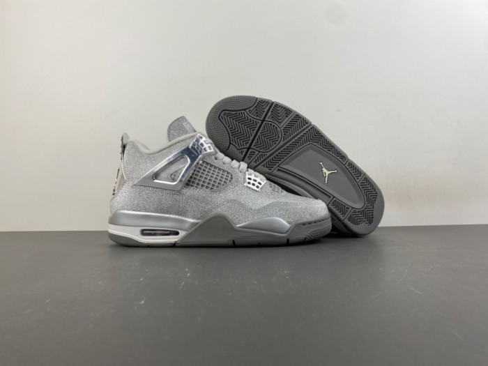 Air Jordan 4 “Glitter Glove” FQ8138-092