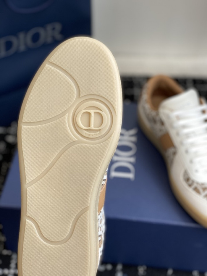 D1R* 25Pre-Fall Berlin 01 SNEAKER DR-PF01
