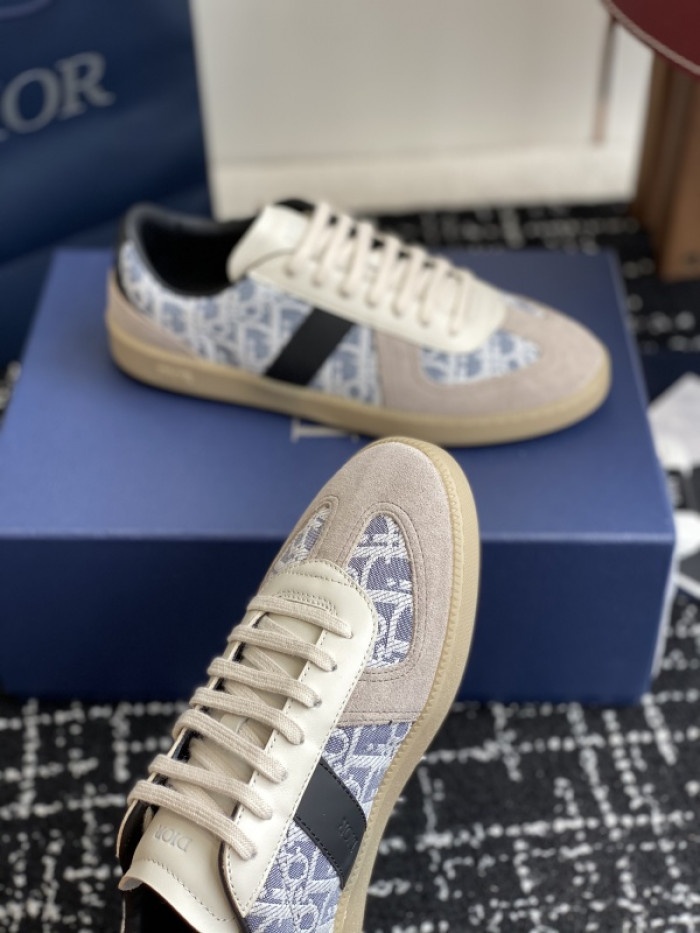 D1R* 25Pre-Fall Berlin 01 SNEAKER DR-PF03