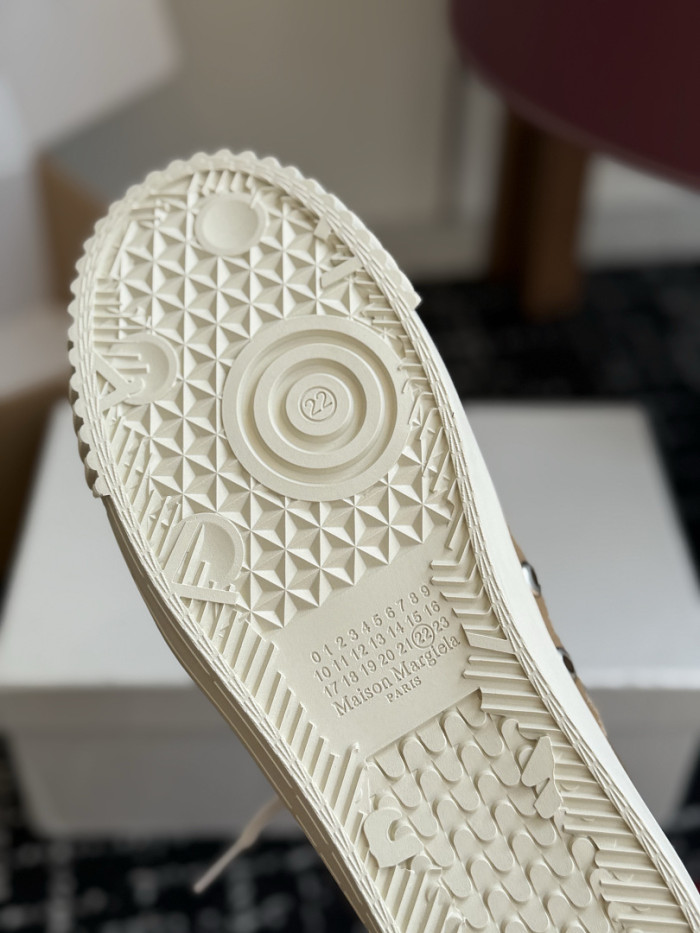 MM COPSHOE -MM205