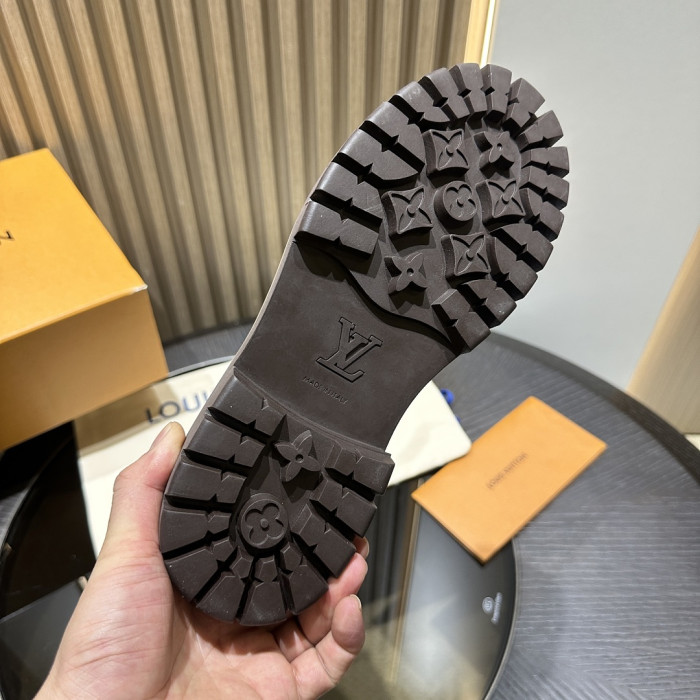 LVT BOOT COPSHOE L&V-BT15