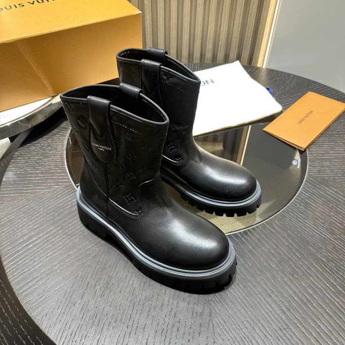 LVT BOOT COPSHOE L&V-BT17