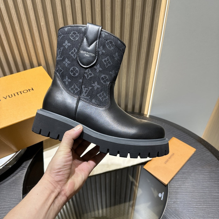 LVT BOOT COPSHOE L&V-BT19