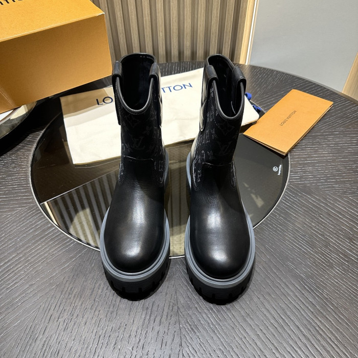 LVT BOOT COPSHOE L&V-BT19