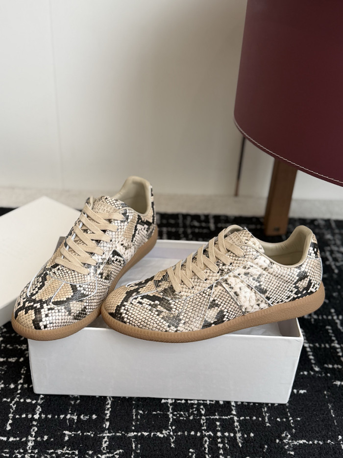 MM COPSHOE -MM228