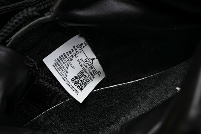 omme des Garcons Homme Plus Air Jordan 11 IV7639-001 (2026 )
