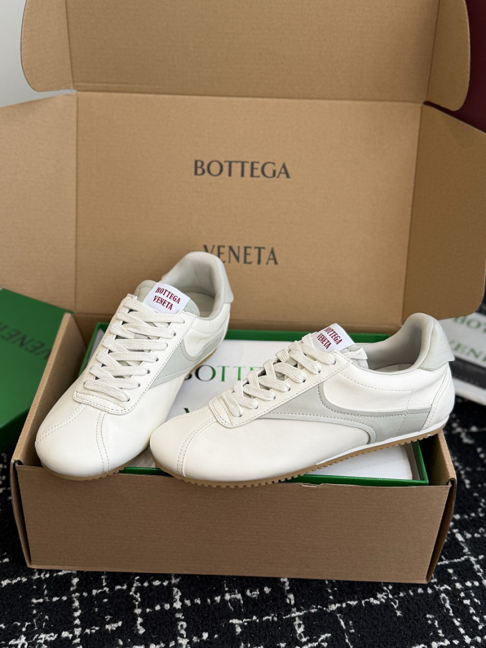 B0tt*ga Ven*ta SNEAKER COPSHPE BV-109