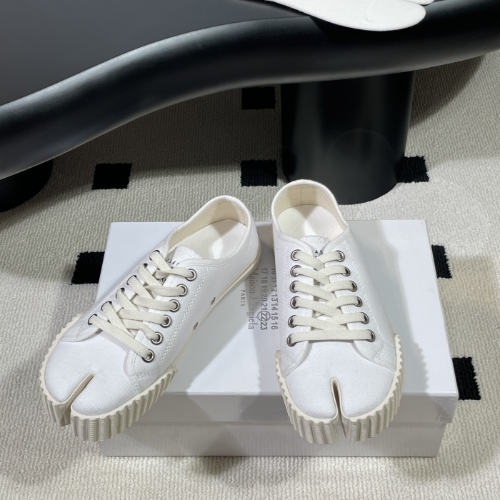 MM COPSHOE -MM104