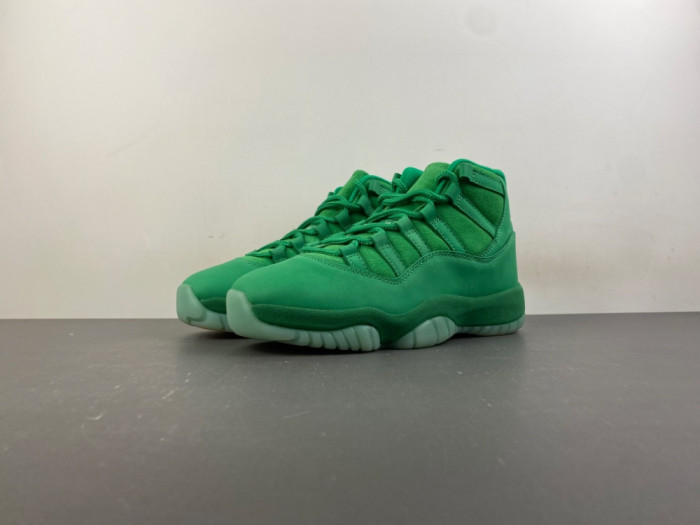 Air Jordan 11 “Green Screen” IQ5700-900