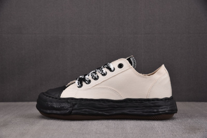 MMY COPSHOE -MMY103