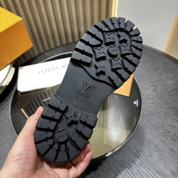 LVT BOOT COPSHOE L&V-BT04