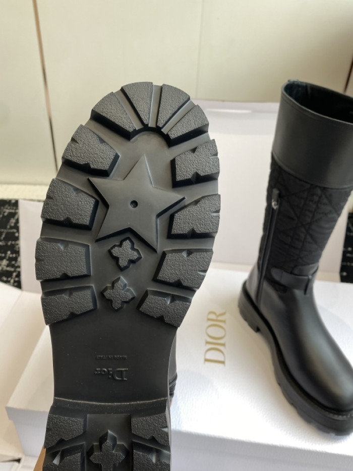 D1R* BOOT -DR-BT 01