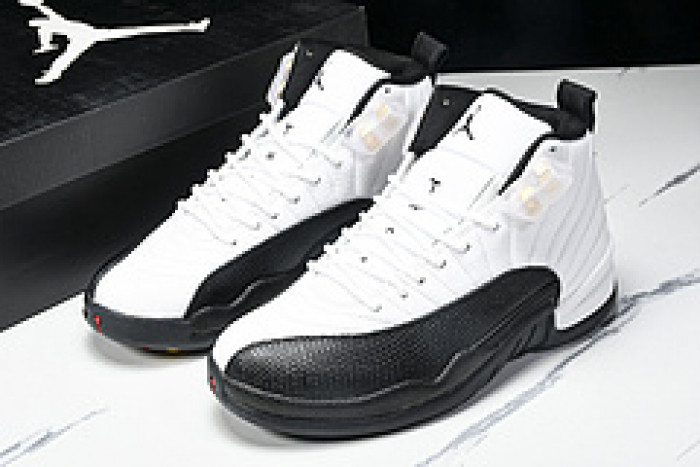 AIR JORDAN 12 RETRO "TAXI 2013 RELEASE" mens 130690-125