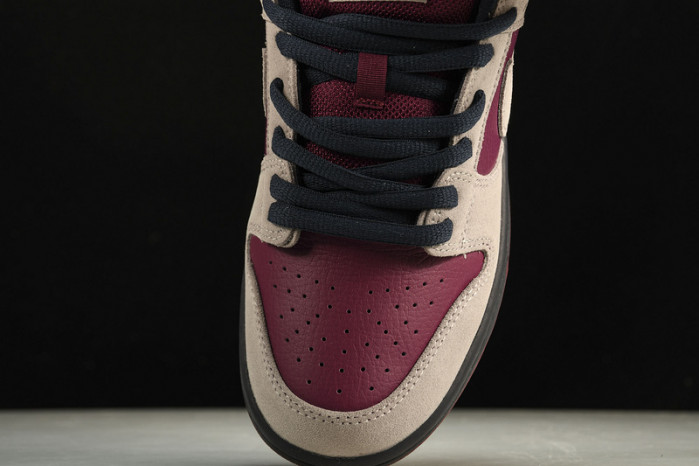 nike sb dunk low atmosphere grey true berry bq6817-001