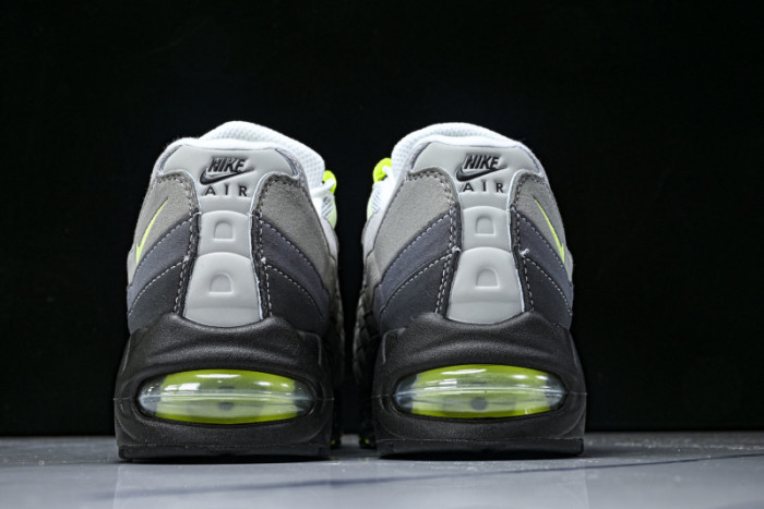 Nike Air Max 95 OG Big Bubble Neon (2025) HM4740-001