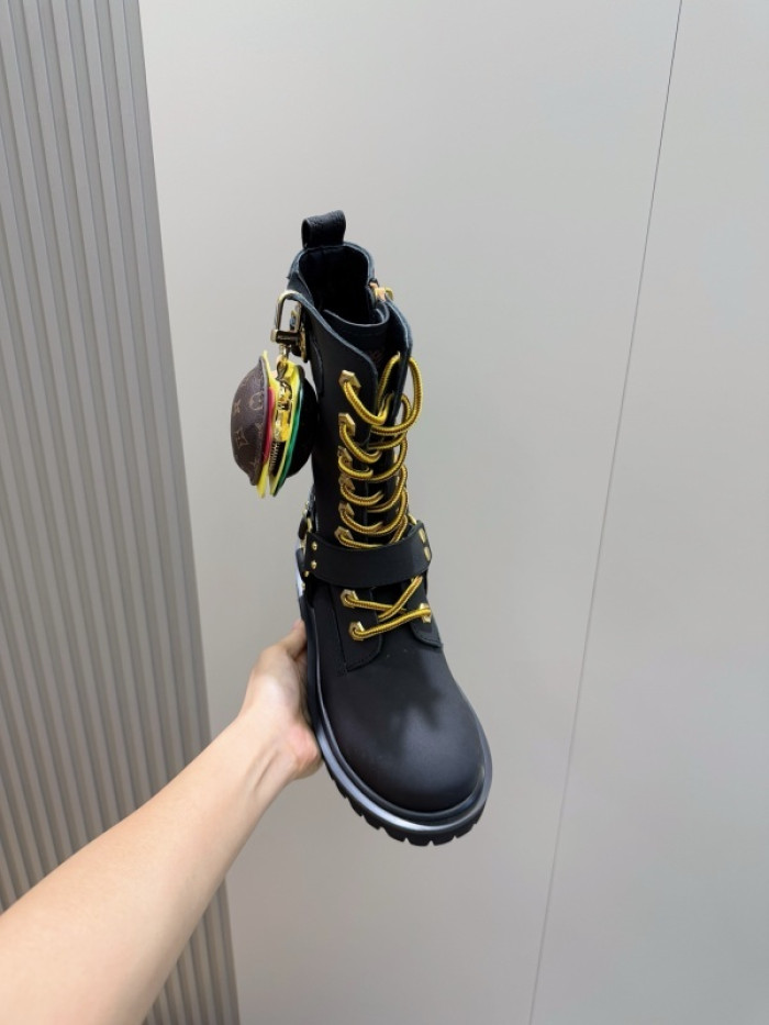 LVT BOOT COPSHOE L&V-BT09