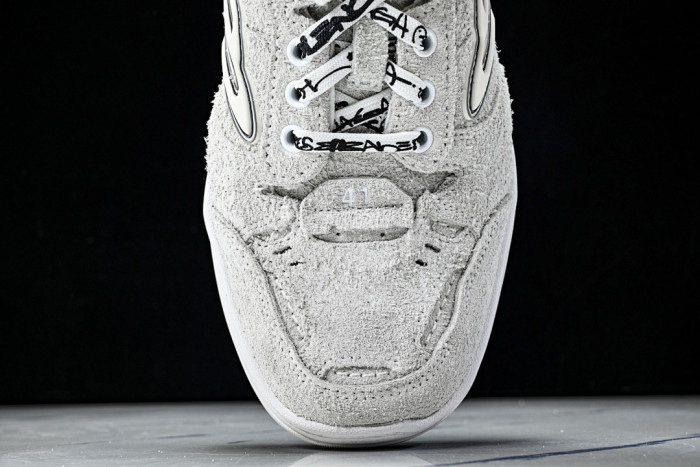 BL Hamptons Worn-Out -COPSHOE BL - WO 11