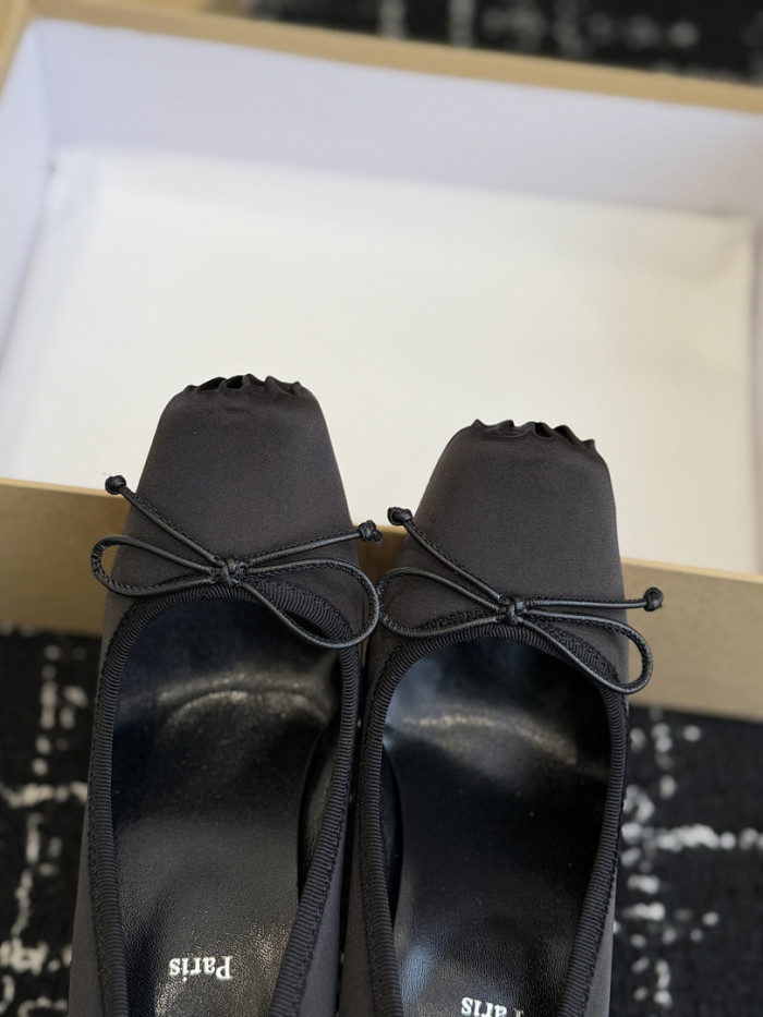 Chr1st1an LOUBOUTIN COPSHOE CL-HEEL 02