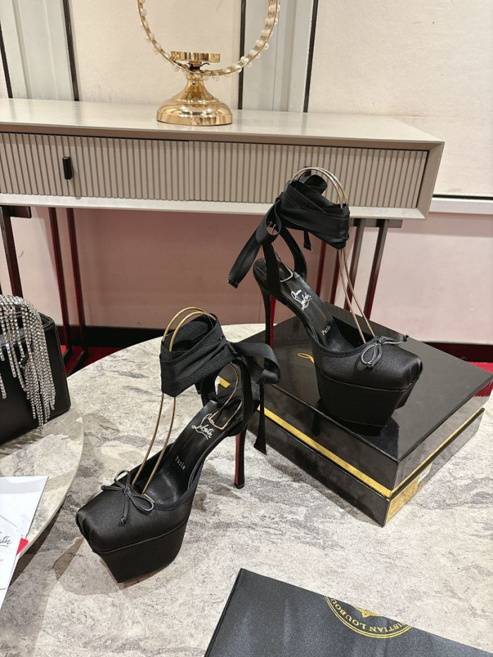 Chr1st1an LOUBOUTIN COPSHOE CL-HEEL 15