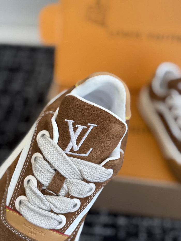 LVT Tilted Sneaker COPSHOE L&V-TI02