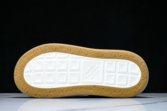 LVT Tilted Sneaker COPSHOE L&V-TI09
