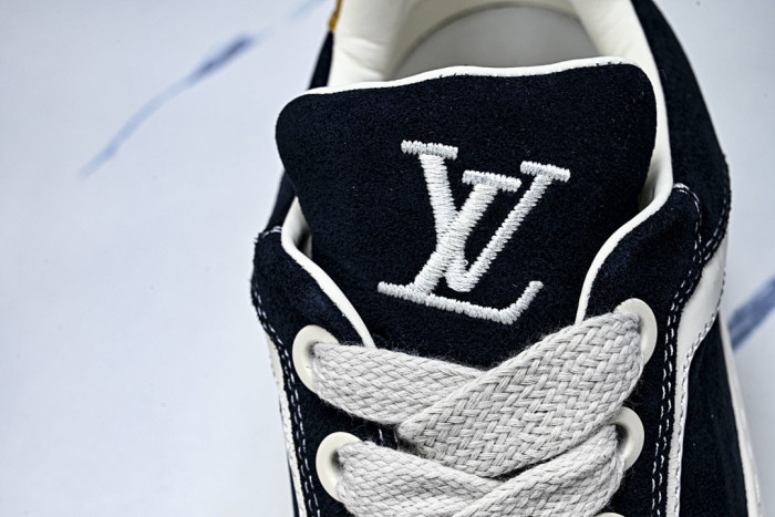 LVT Tilted Sneaker COPSHOE L&V-TI10